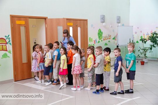 В новомосковском детском саду нянечка избила ребенка