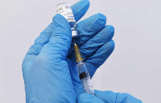 Директор центра Гамалеи предложил ввести обязательную вакцинацию от коронавируса