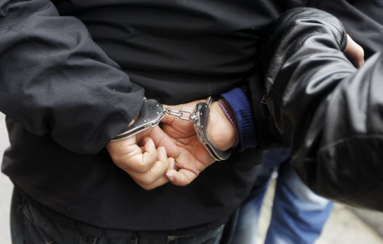 Задержаны одинцовские полицейские, продававшие вещдоки-наркотики