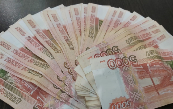 Средняя московская зарплата больше подмосковной почти на 50 тысяч рублей