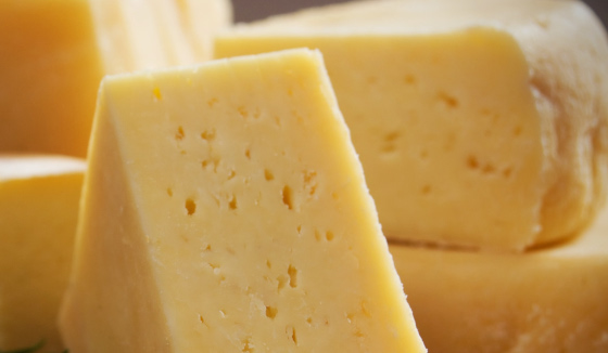Два сорта сыра от компании-фантома нашли в Подмосковье