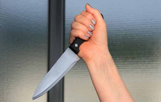 В Одинцово женщина напала с ножом на сожителя