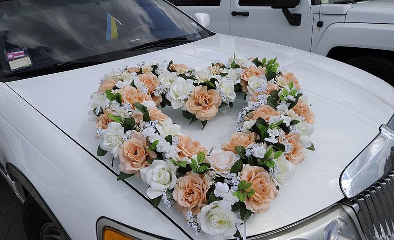 Как сделать украшение свадебных машин ваших гостей своими руками.