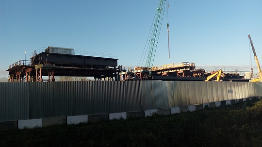 24.10.16 Первая секция пролёта моста., Строительство путепровода. улица Маковского - Коммунальный проезд., volkov2016