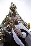 Национальный позор — освящение попами ракет
