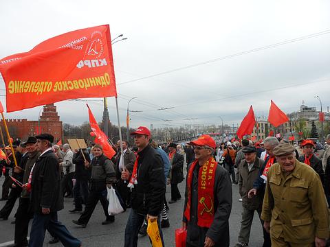 Ветеран партии (с 1961г) Кувайцев А. П., 1 мая на улицах Москвы., nkolbasov, Одинцово, Ново-Спортивная д.6