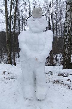 Он же Гога, он же ниндзя, он же человек-паук, он же Джеймс Бонд, он же…, Конкурс снеговиков - 2011/12, bagira5