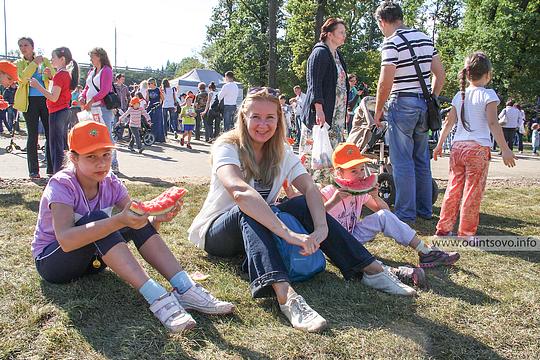 День города 2014, Одинцово — 57, Арбузный пикник на поляне