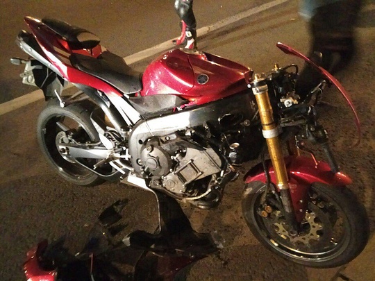 Мотоцикл после ДТП, Пьяные студенты МГИМО на Mercedes сбили насмерть Одинцовского байкера