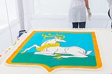 Кондитеры ресторана «Дилижанс» испекли праздничный 170-килограммовый торт