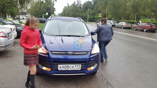 Водитель автомобиля «Форд» с дочерью, Потасовкой завершился конфликт на парковке в Одинцово