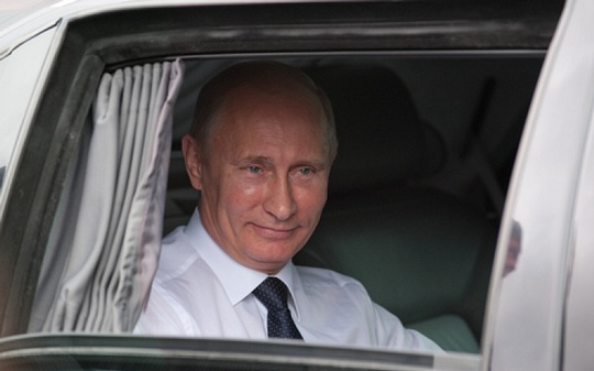 Владимир Путин в лимузине, Президентская дорога свяжет Рублёвку и аэропорт Внуково