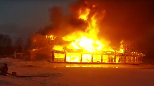 В субботу, 19 января, в банном комплексе на территории коттеджного посёлка в Голицыно произошел пожар, Январь, ando