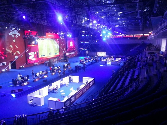 FIFA 19 Moscow Cyber Cup, фото телеграмм канала Cyberslovo, Июль