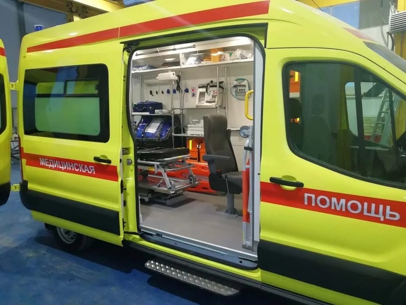 Реанимобиль, поступивший на Одинцовскую подстанцию скорой помощи, Минпромторг передал Московской области 16 реанимобилей с аппаратами ИВЛ