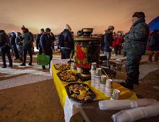 Самовар, сушки и баранки