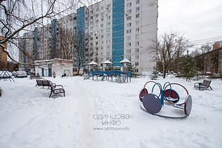 Качество уборки снега на территории детской площадки, Молодёжная улица, в районе дома №42