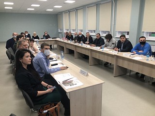 Участники встречи в школе