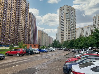 Хранение личного транспорта на улице Чистяковой до реконструкции