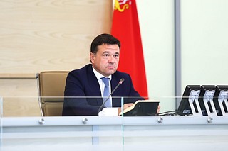 Губернатор Подмосковья Андрей Воробьёв на месяц продлил ограничения по коронавирусу