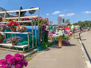 Кладбище Лайково, продажа венков