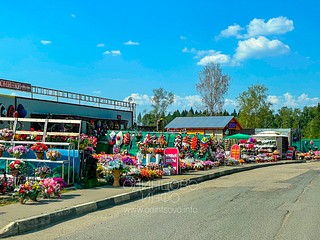 Кладбище Лайково, продажа венков