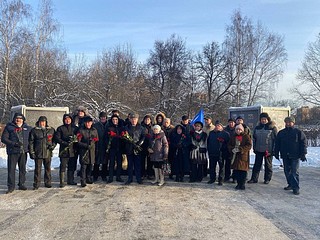 Депутат Киреев Вячеслав на официальной встрече с ветеранами и военными пенсионерами в папахе с кокардой, фото Instagram