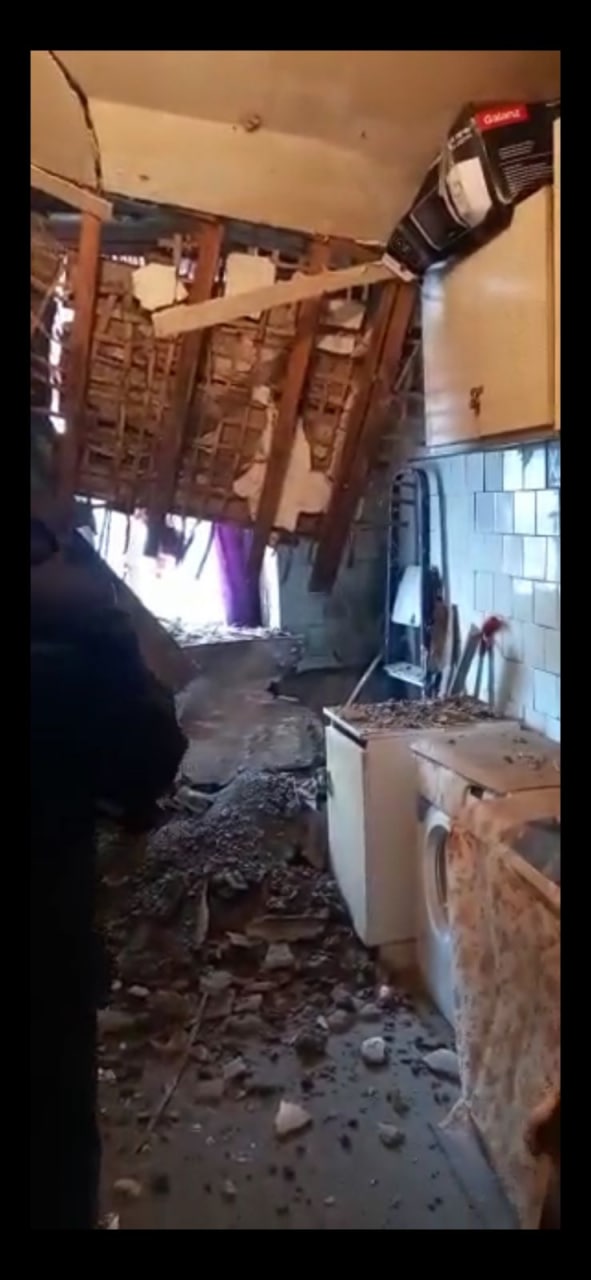 Последствия обрушения кровли, В Одинцово в жилом доме обрушился потолок