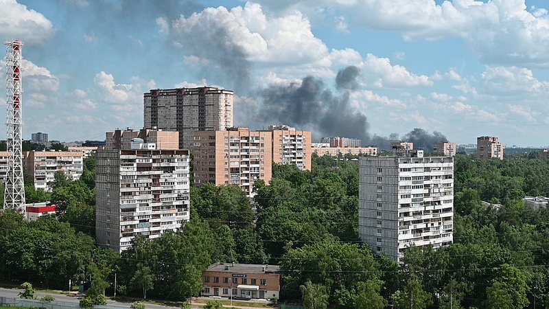 Чёрный дым видно из других микрорайонов города, В 8-м микрорайоне Одинцово произошёл пожар