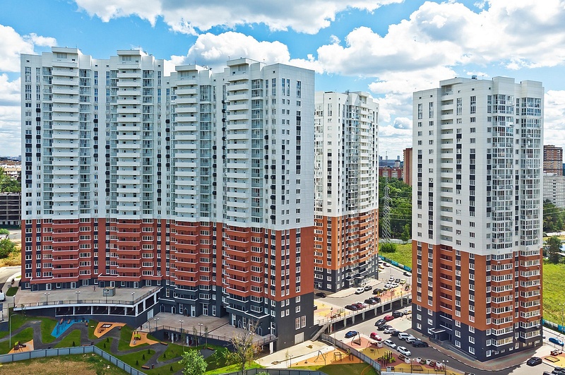 В ЖК «Одинбург» введён в эксплуатацию новый 25-этажный дом на 472 квартиры, Август