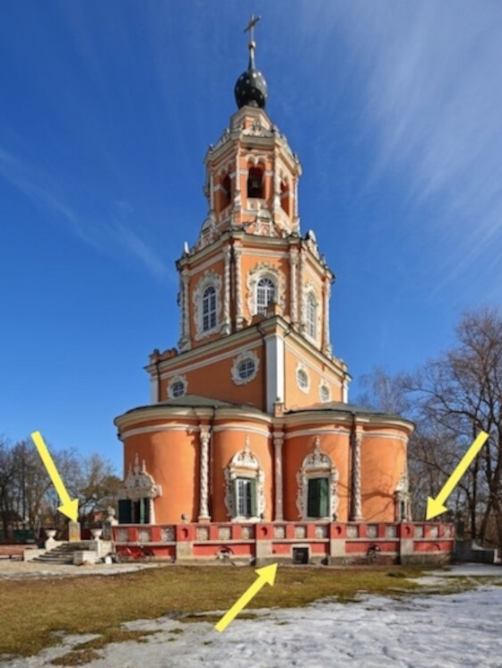Гульбище до начала работ, Во время реставрации церкви в Уборах снесли гульбище XVII века
