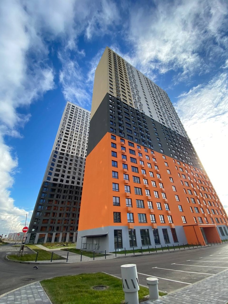 В ЖК «Западные ворота столицы» в Новоивановском достроили два 33-этажных дома, Ноябрь