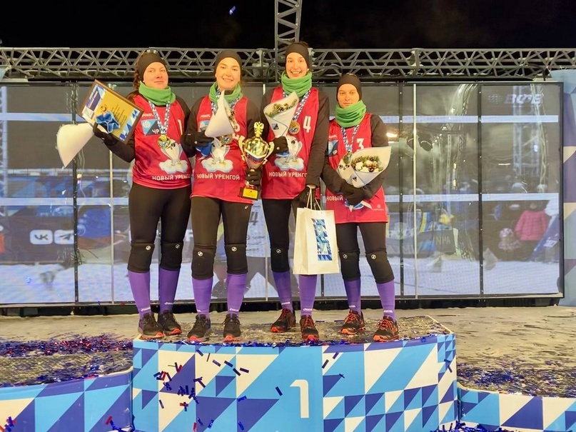 Церемония награждения, Волейболистки «Заречья-Одинцово» выиграли этап чемпионата России по волейболу на снегу