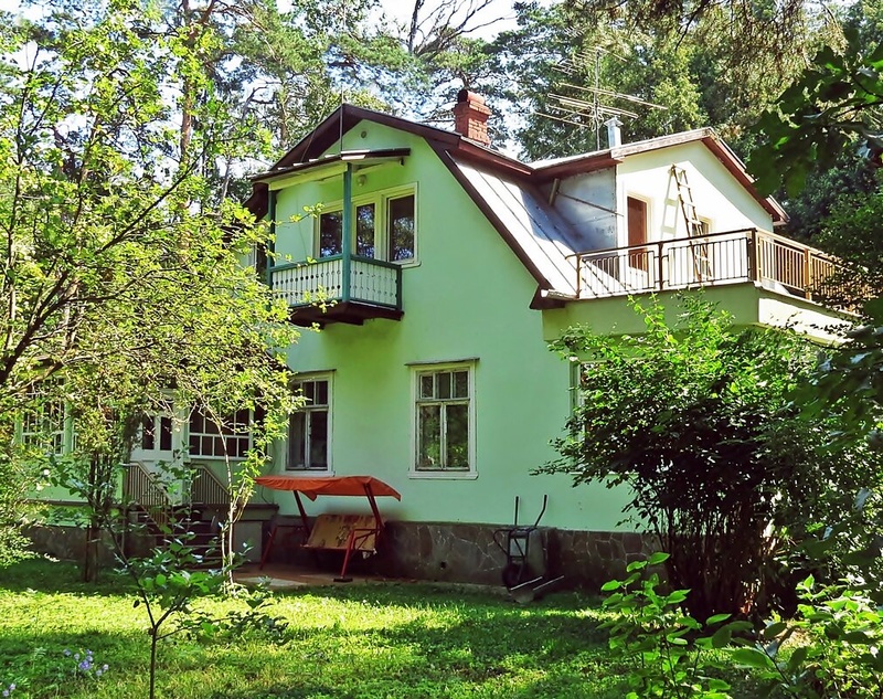 Дом-музей писателя Вересаева в посёлке Николина Гора, Декабрь