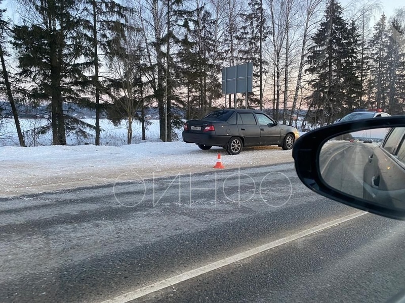 Водитель сбил двоих школьников на пешеходном переходе возле Звенигорода