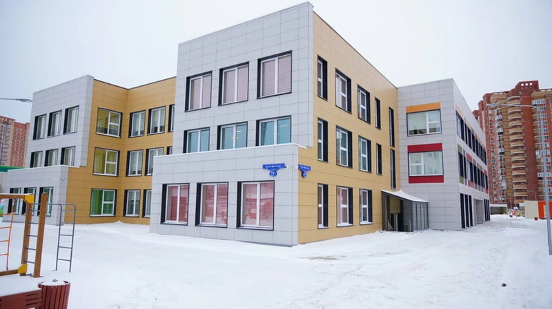 Здание нового детсада, Детский сад на 400 мест открыли в ЖК «Гусарская баллада»