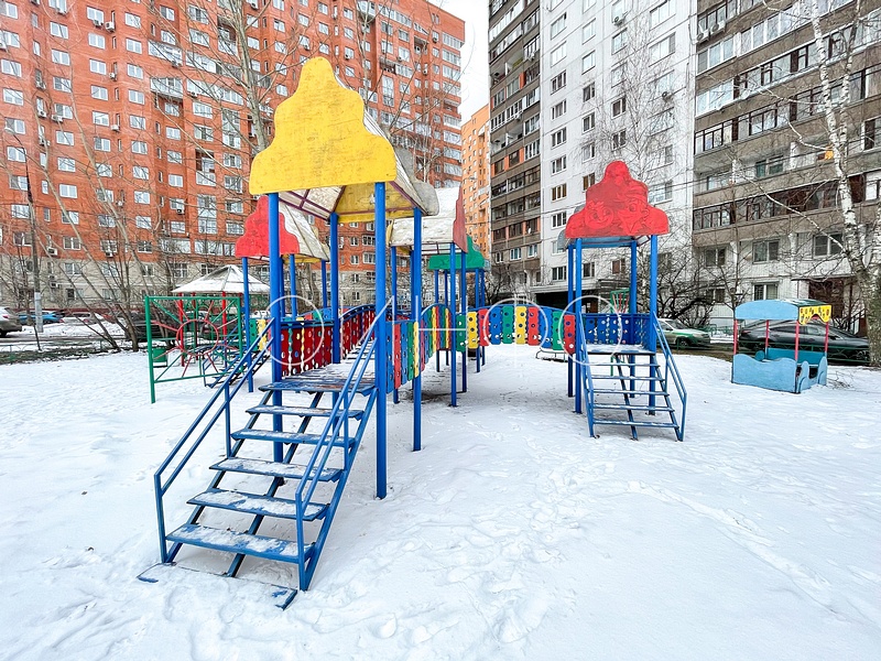 Детская площадка в 5-м микрорайоне Одинцово — под угрозой застройки