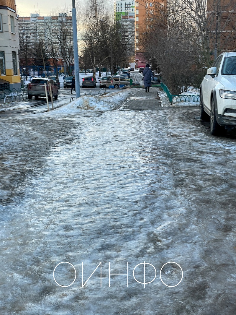 «Ледяной апокалипсис»: улицы Одинцово превратились в каток