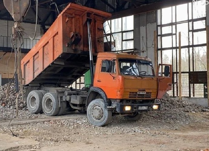 Инспекторы эконадзора пресекли создание незаконной свалки строительного мусора в Одинцовском округе, Май