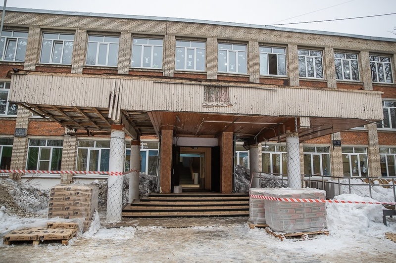 Иванов: капитальный ремонт школы в Больших Вязёмах завершат к 1 сентября