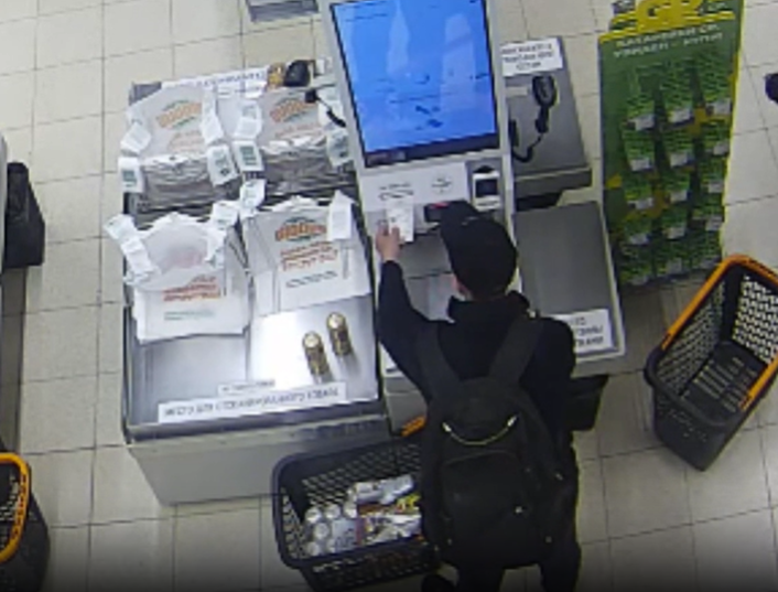 В гипермаркете «Глобус» в Юдино задержали мужчину за попытку украсть продукты, Апрель