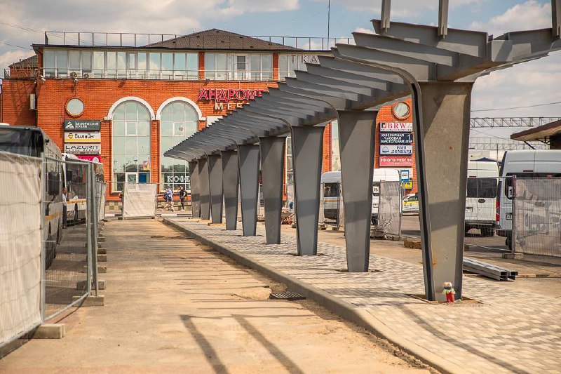 Опоры навеса для посадочной платформы, Стали известны новые подробности реконструкции привокзальной площади Одинцово