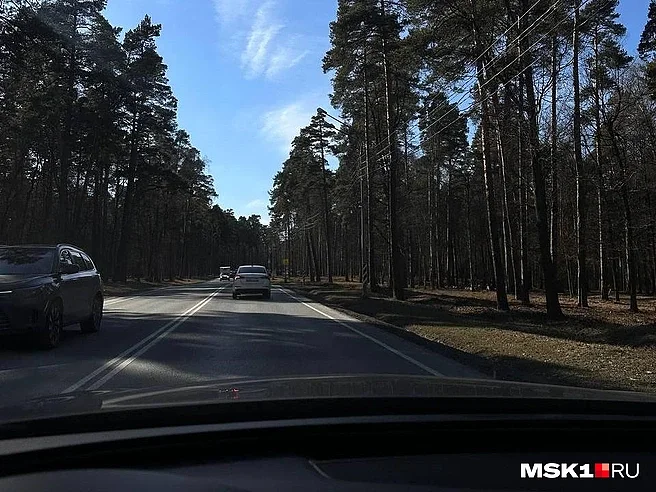 Рублёво-Успенское шоссе — двухполосная дорога, 1,6 млрд рублей потратят из бюджета Подмосковья на реконструкцию Рублёво-Успенского шоссе