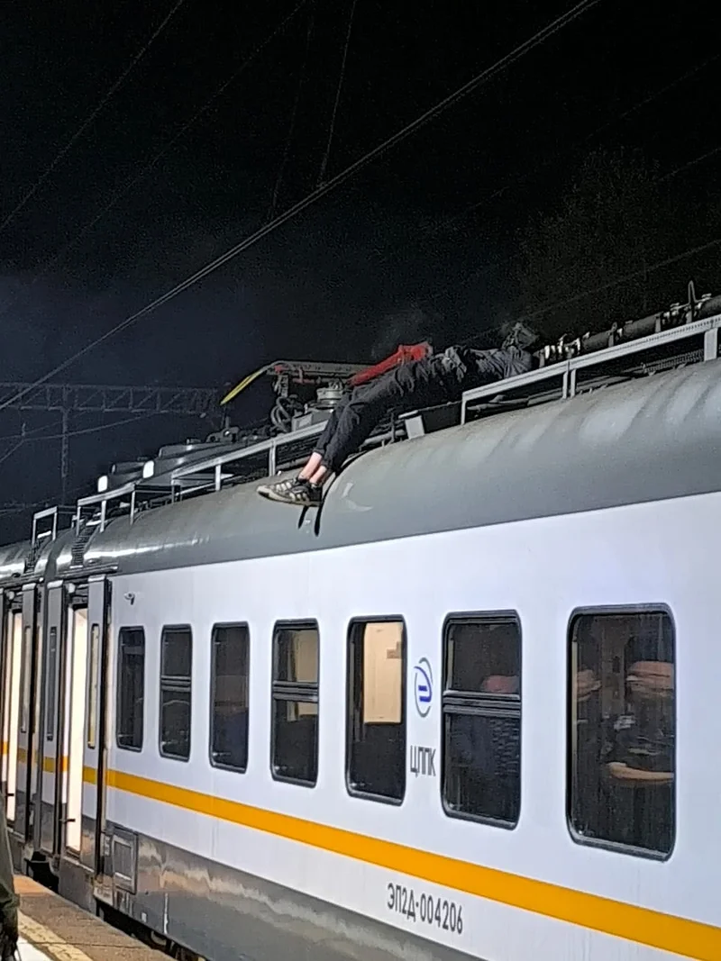 Подросток-зацепер погиб от удара током на крыше электрички в Одинцовском округе, Сентябрь