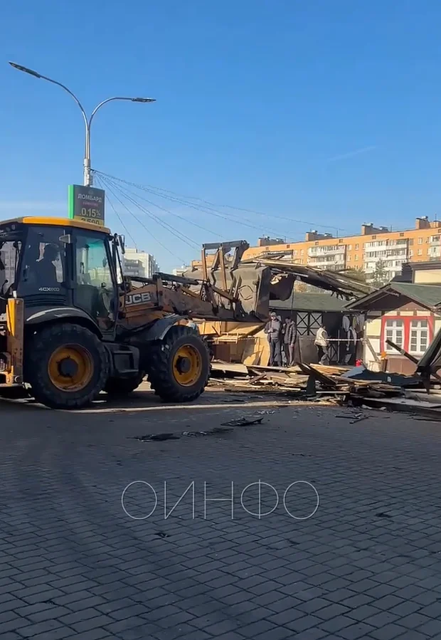 На Советской улице Одинцово сносят торговые палатки, Март