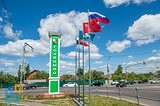 Стела Голицыно на въезде в город