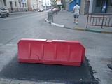 На следующий день после появления фотографий яму заасфальтировали
