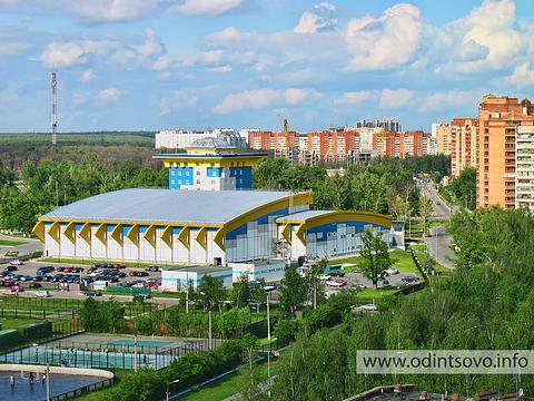 Ледовый дворец и гостиница «Олимпиец», вид сверху, Ледовый Дворец, молодежная, ando