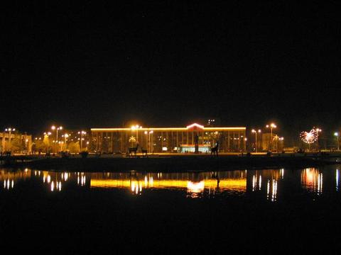 Здание администрации Одинцовского района. Ночной пейзаж, Администрация (Жукова, 28), администрация, ночь, Lych
