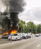 На Можайском шоссе горит мусорная свалка